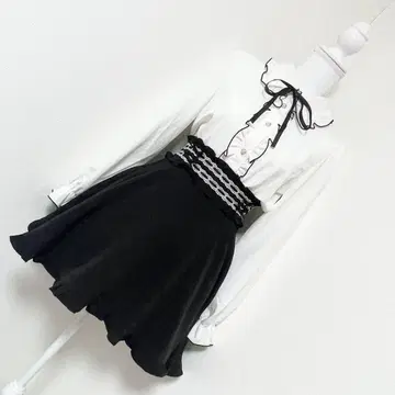 majoretty x Honey Cinnamon 걸리시 스타일 코디 세트