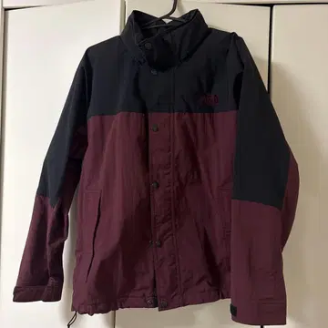 더 노스 페이스 HYDRENA WIND JACKET