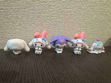 마이멜로디 쿠로미 시나모롤 가챠가챠 피규어