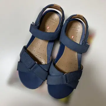 Clarks Unstructured 네이비 샌들 블루