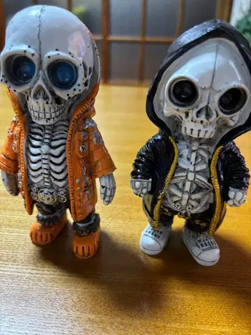 스켈레톤 피규어 오렌지 블랙