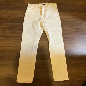 어반리서치 로쏘 화이트 데님