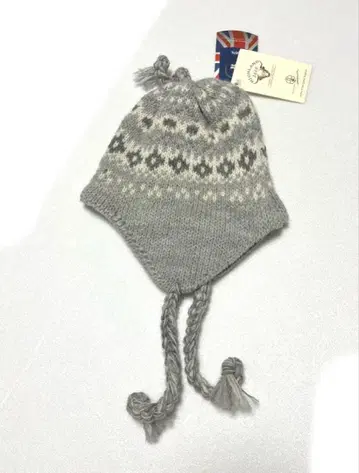 미사용 새상품 하이랜드2000 그레이 이어플랩 비니