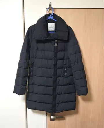 MONCLER 네이비 다운 자켓