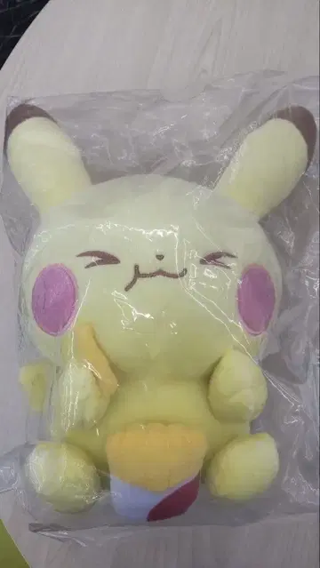 포켓몬 제일복권 피카츄 봉제 인형 B상