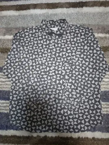 텐더 로인 트라이앵글 셔츠