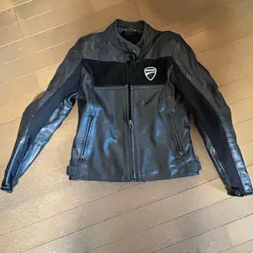 두카티 가죽 수트 상하의 세트