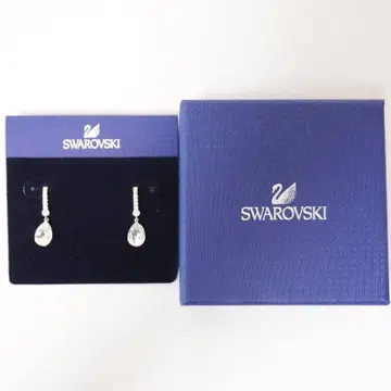 스와로브스키 Attention 귀걸이