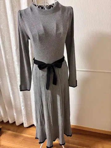 미슈마슈 니트 원피스 그레이 리본