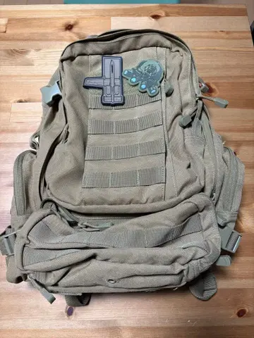 [ 대용량 ] 백팩 등산 서바이벌 게임 밀리터리 아웃도어 러버 패치 포함