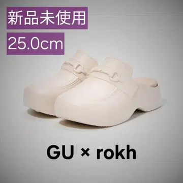 GU x rokh 로퍼 클로그 샌들 내추럴