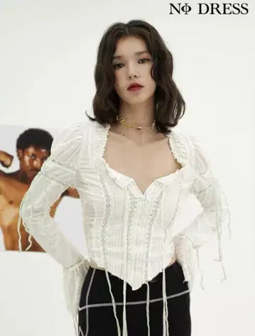 Nodress 레이스업 블라우스