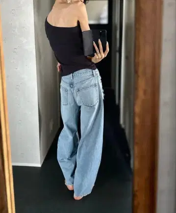 HERIN.CYE 데미지 데님 팬츠 36 사이즈