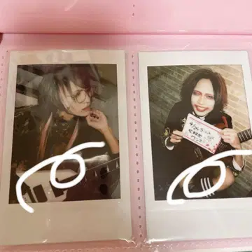 0.1g의 오산 스이다 마리 폴라로이드 2장