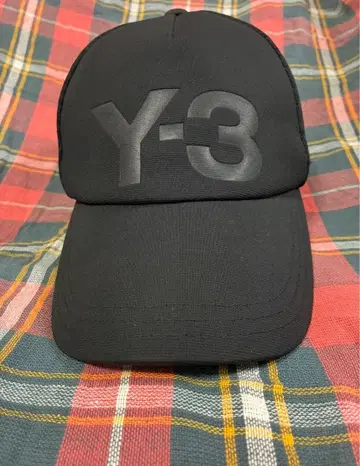 Y-3 블랙 캡 메쉬