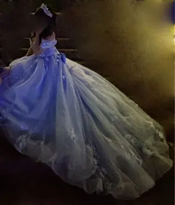 라이트 블루 오프숄더 드레스