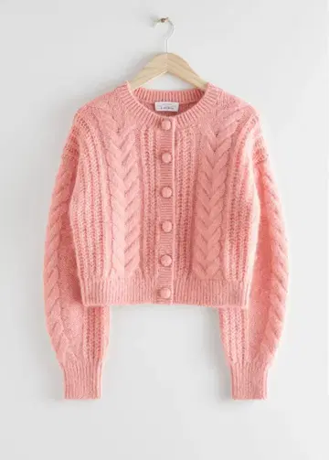 & Other Stories 핑크 케이블 니트 가디건