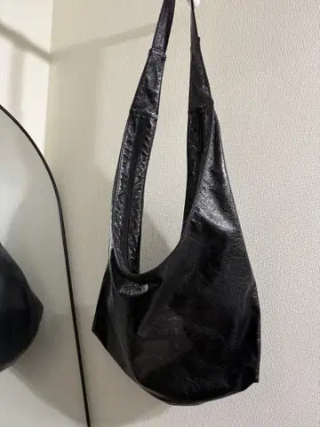 [ Arte Antwerp ] 숄더백