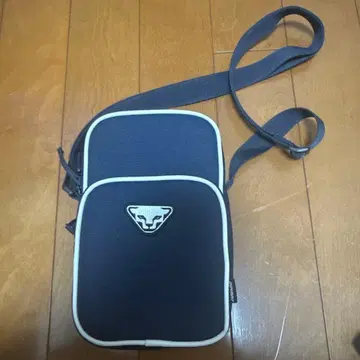 dynafit 숄더백 한국