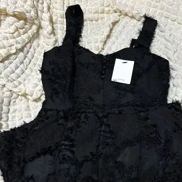 nugu aimey 블랙 살로펫