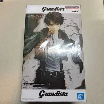 진격의 거인 리바이 피규어