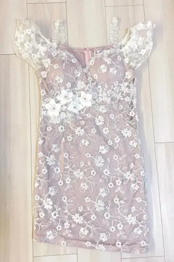 BayBClub 꽃무늬 자수 드레스 M