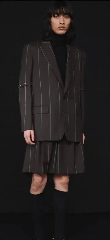 LITTLEBIG 초특가 스트라이프 셋업 테일러드 자켓