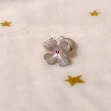 네잎클로버 이어커프