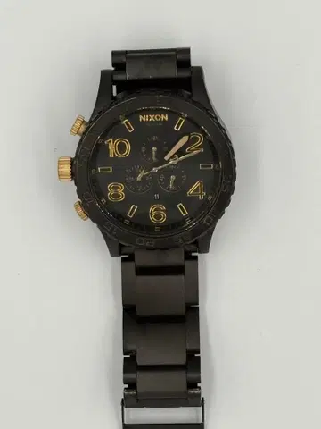 NIXON 닉슨 크로노그래프 블랙 x 골드 쿼츠