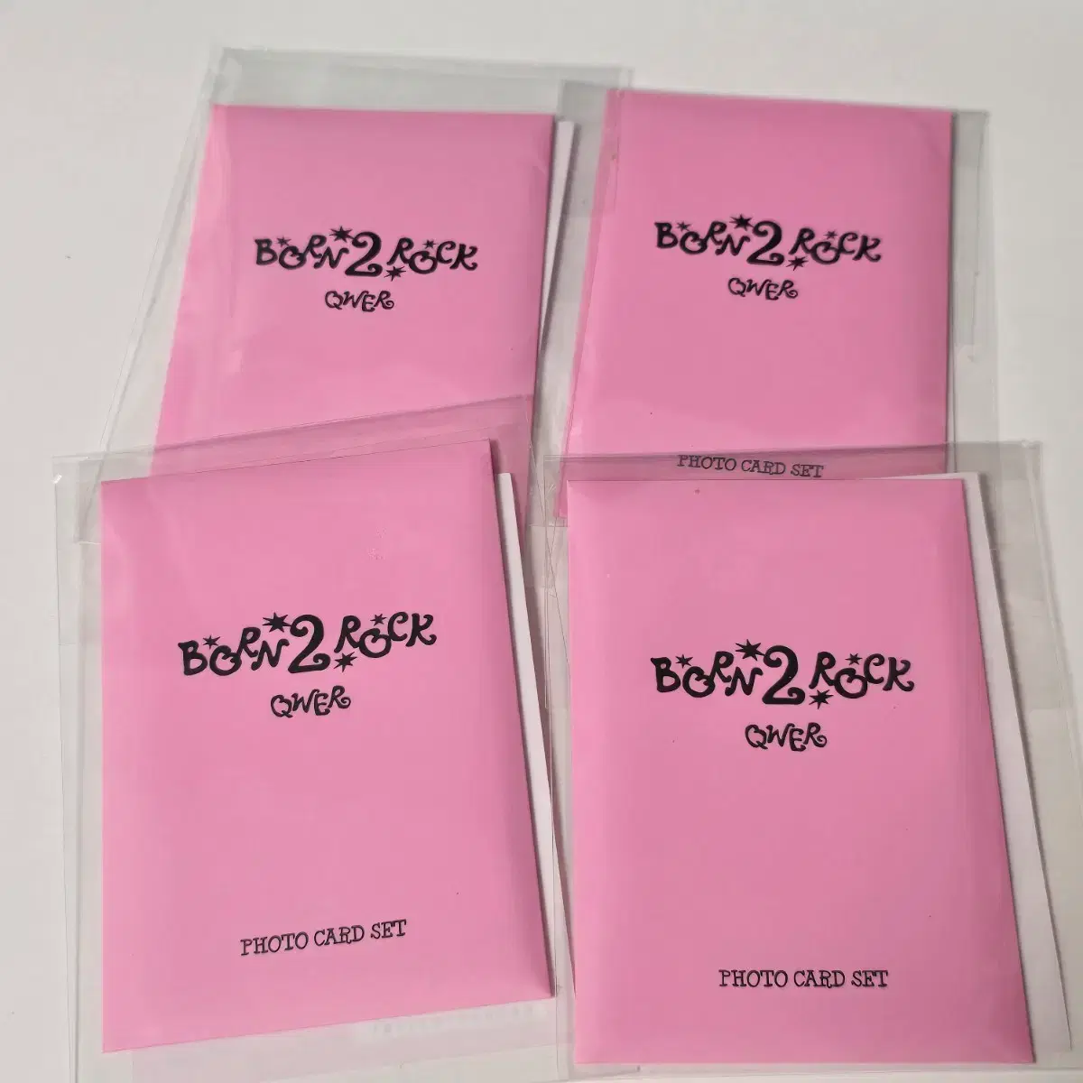 QWER | 큐더블유이알 QWER 2nd Anniversary Pop-up Voice Keyring