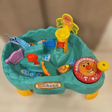 빙글빙글 흐르는! 호빵맨 워터 크루즈