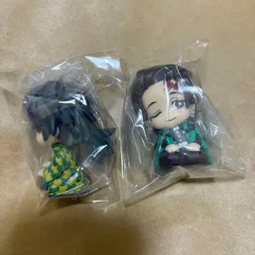 귀멸의 칼날 어깨 쿵 카마도 탄지로 토미오카 기유