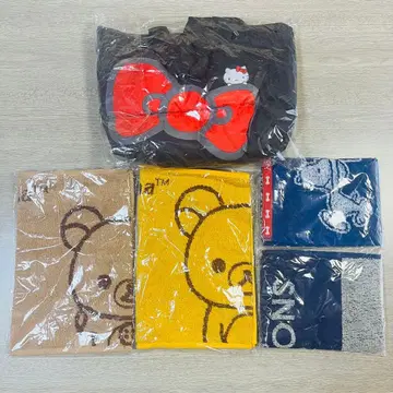 캐릭터 타월과 토트백 리락쿠마 헬로키티 스누피