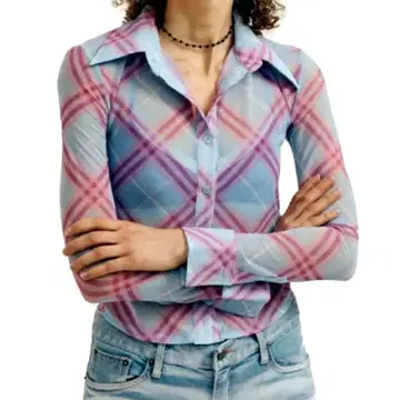 [ TWICE 채영 착용 ] 1만 이상 하는 셔츠를 반값 이하로