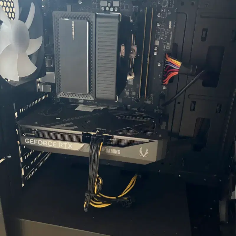 RTX5060TI 게이밍 조립 PC + 모니터