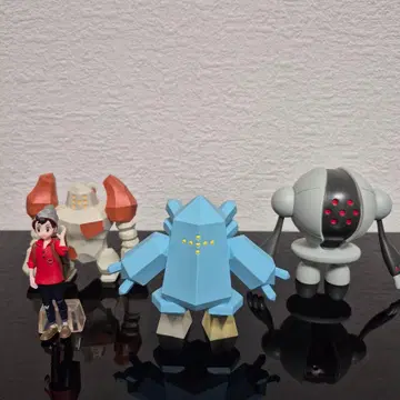 해외판 포켓몬 스케일 월드 레지록, 레지스틸, 레지아이스 삼체 세트