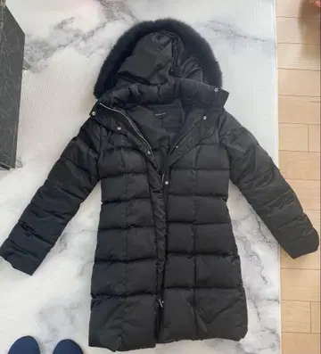 [ 1/17 가격 인하 ] QUEENS COURT 블랙 다운 자켓