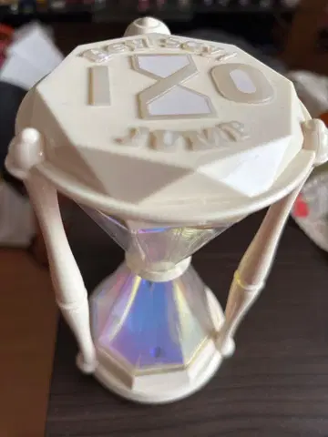 IXO JUMP 모래시계형 응원봉