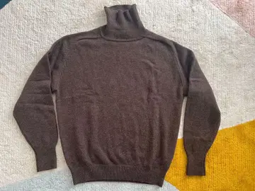 HERILL 헤릴 Blacksheep 터틀넥 니트 스웨터