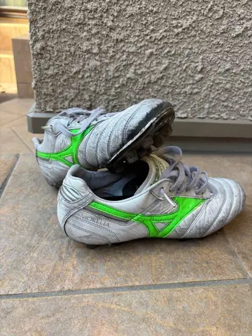 모렐리아 24.5 스파이크 미즈노 스파이크 모렐리아 2 JAPAN 그린