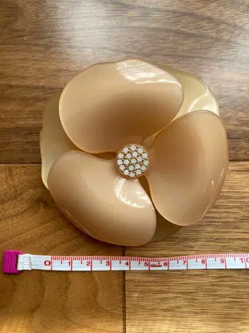 ALEXANDRE DE PARIS 꽃 모양 헤어 클립 베이지 베이지