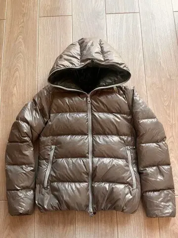DUVETICA 후드 부착 다운 자켓 42 브라운