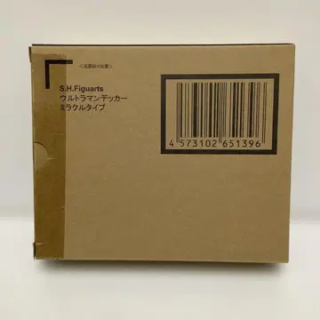 S.H. 피규아트 울트라맨 데커 미라클 타입 미개봉 새상품