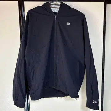 뉴에라 나일론 자켓 M 사이즈