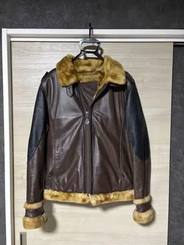 AVIREX B3 B6 무스탕 플라이트 자켓