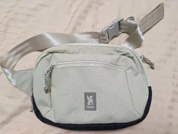 새상품급 CHROME 지퍼 탑 허리 팩