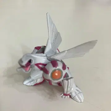 몬코레 파르키아 화이트 핑크 드래곤 피규어