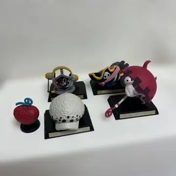 원피스 캡슐 토이 세트 필름 레드