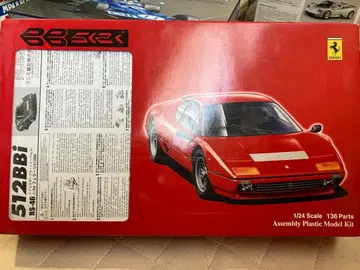 Ferrari 512BBi 1/24 스케일 프라모델 키트