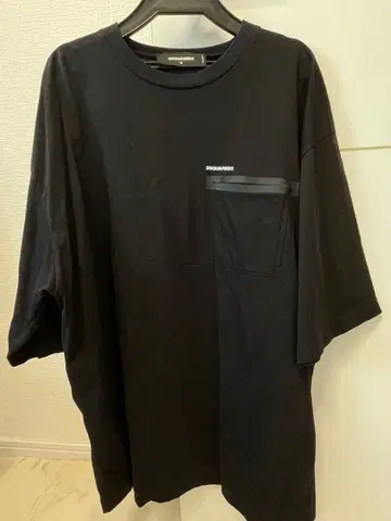 DSQUARED2 블랙 T셔츠 S사이즈